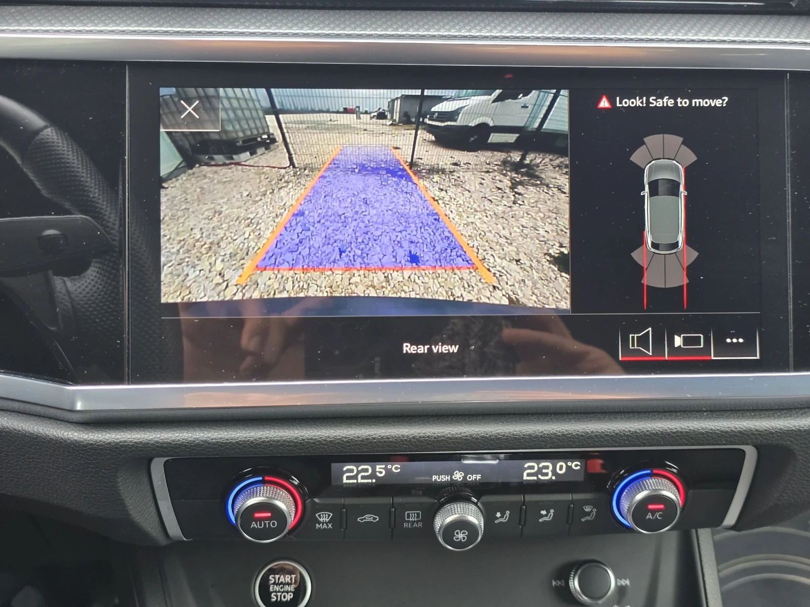 Audi Q3 Sportback 2.0ТДИ/S-line, снимка 17 - Автомобили и джипове - 53938964