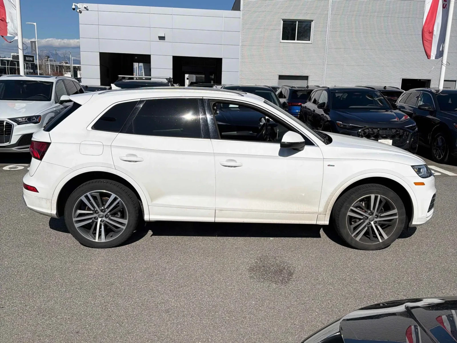 Audi Q5 * Technik * CARFAX * S-LINE * HEAD-UP * 360, снимка 5 - Автомобили и джипове - 54143958