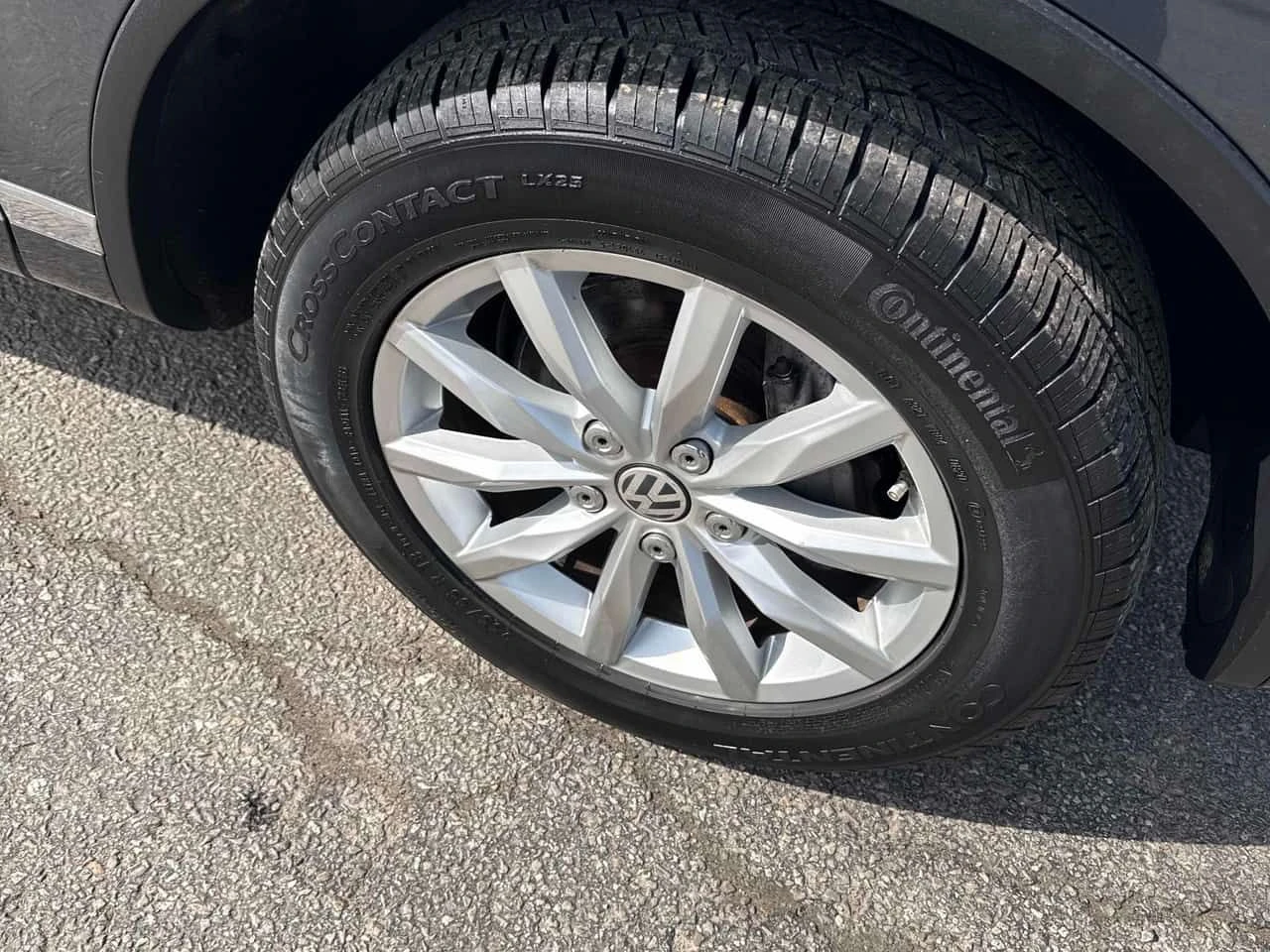 VW Touareg * 4dr V6 * 2 КЛЮЧА* PANO* KEYLESS* ПОДГРЕВ* , снимка 7 - Автомобили и джипове - 54382924