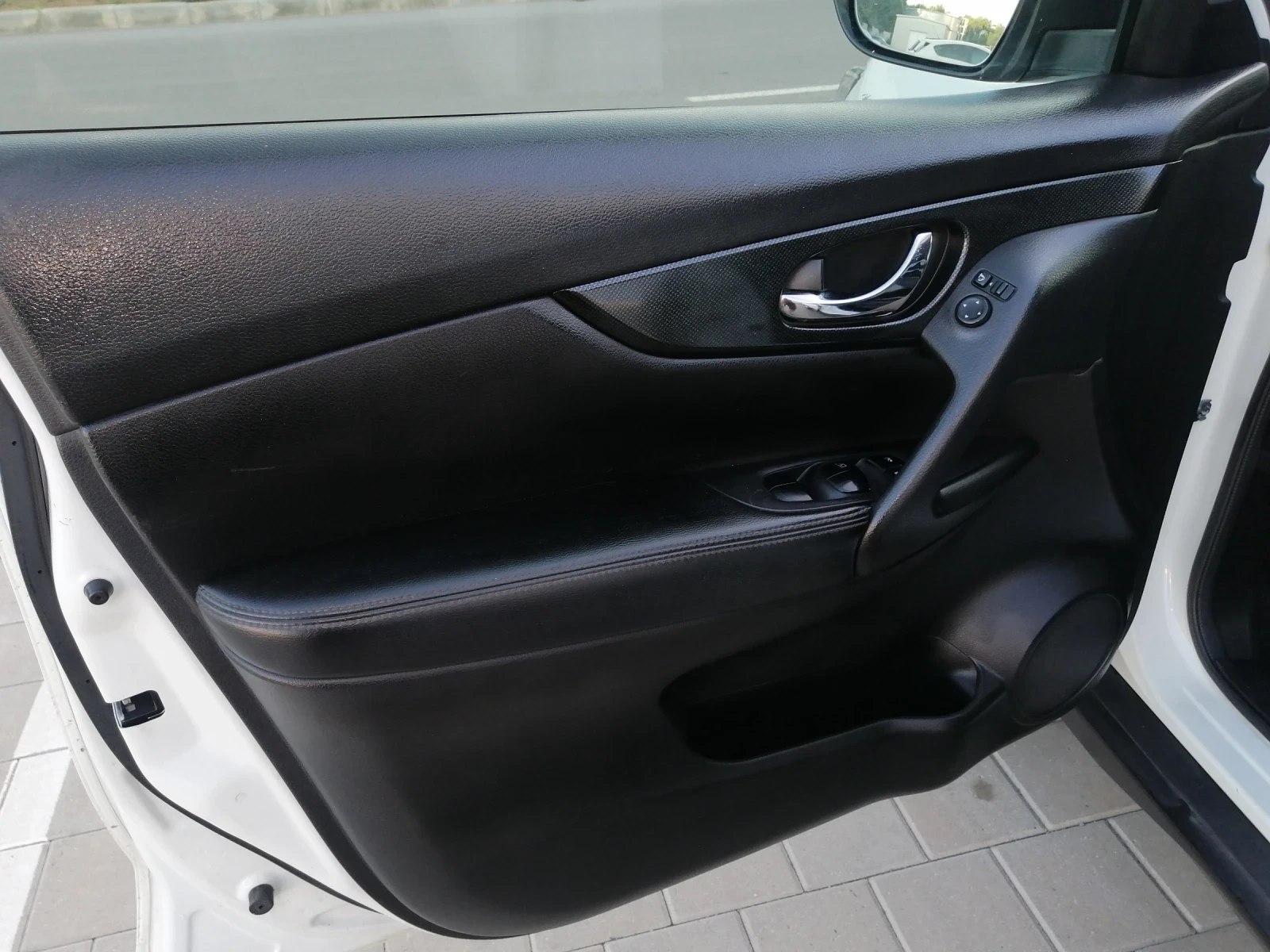 Nissan X-trail, снимка 11 - Автомобили и джипове - 55450595