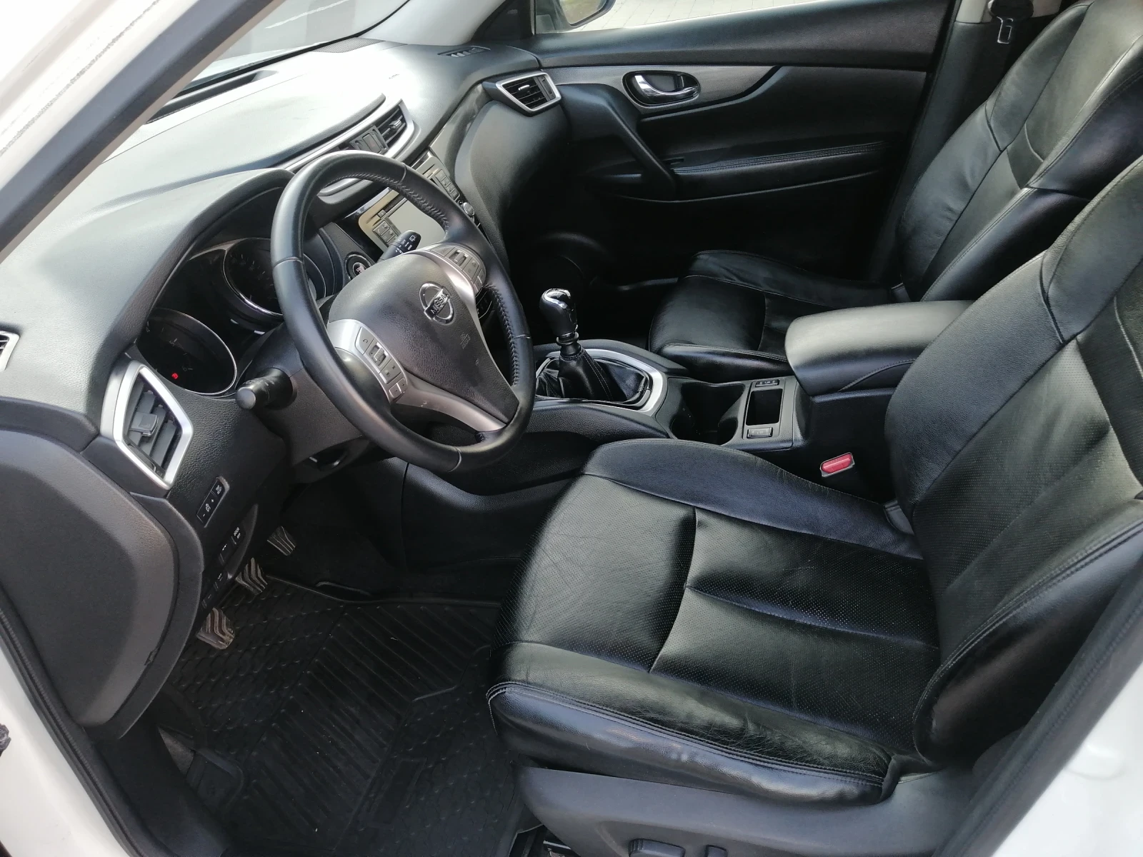 Nissan X-trail, снимка 12 - Автомобили и джипове - 55450595
