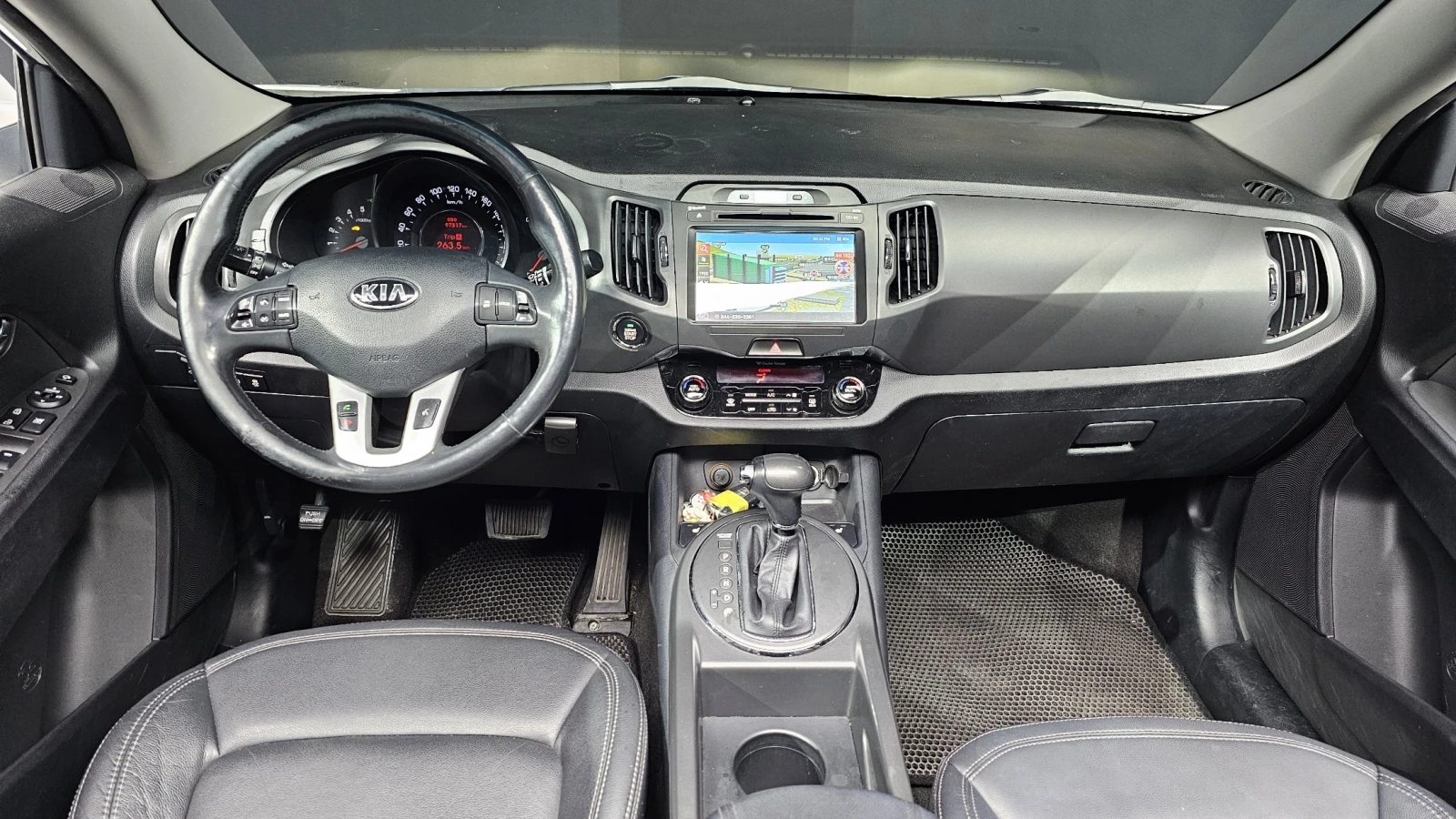Kia Sportage TLX* ПОДГРЕВ ВОЛАН* ЛЮК* КРАЙНА ЦЕНА, снимка 7 - Автомобили и джипове - 55496160