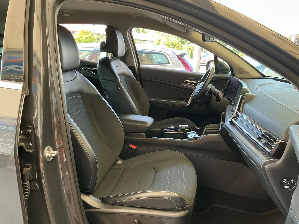 Kia Sportage 1.6 TGDI Hybrid GT-Line, снимка 9 - Автомобили и джипове - 55708021