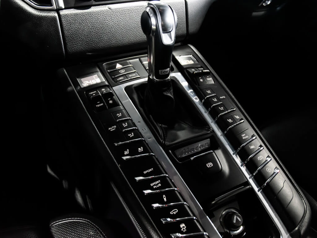 Porsche Macan КРАЙНА ЦЕНА , снимка 13 - Автомобили и джипове - 56043567