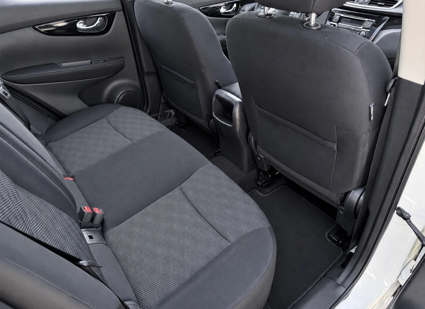 Nissan Qashqai 1.5dCi | �������� | ������ | ������ | Mobile.bg � ����������� 13