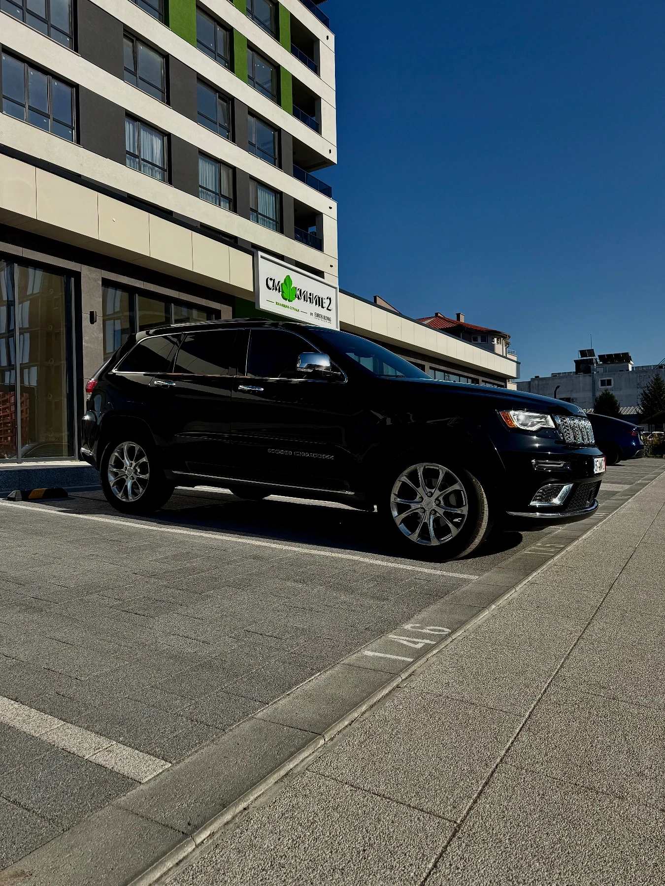 Jeep Grand cherokee Summit , снимка 4 - Автомобили и джипове - 56486782