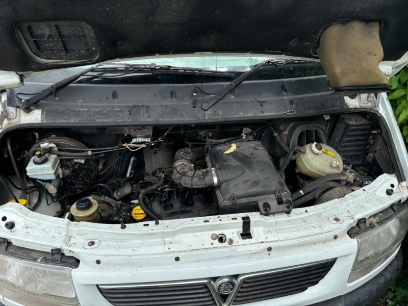 Renault Master, снимка 2 - Бусове и автобуси - 52555312