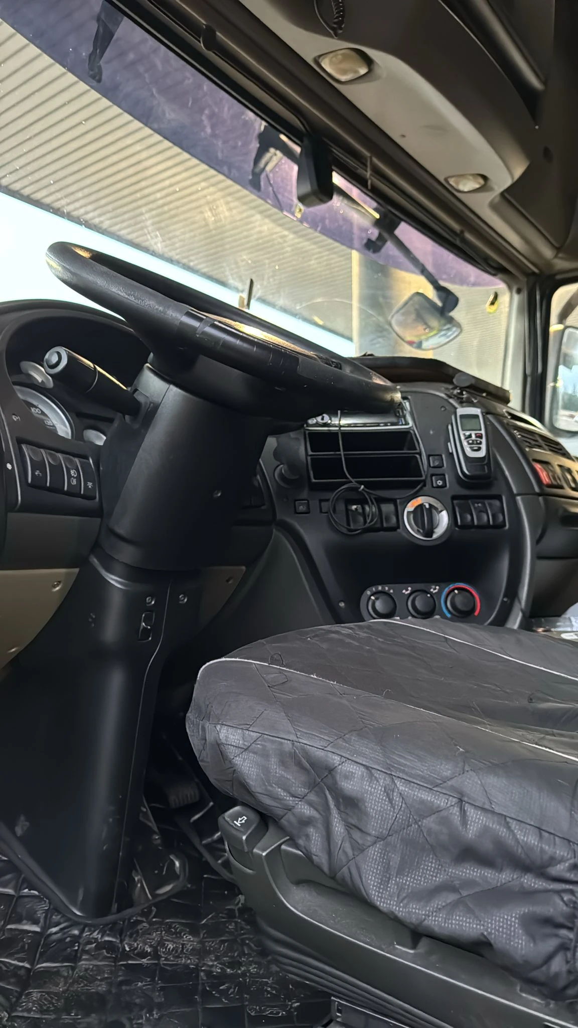 Daf XF 105 FT, снимка 4 - Камиони - 53808991