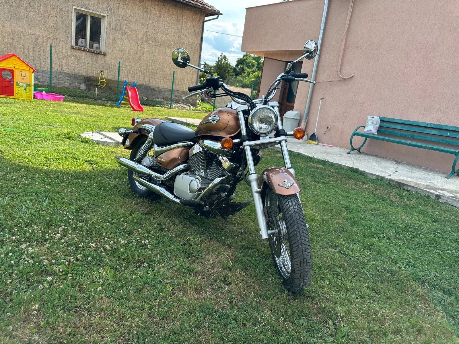 Suzuki Intruder 125LC, снимка 2 - Мотоциклети и мототехника - 54981351
