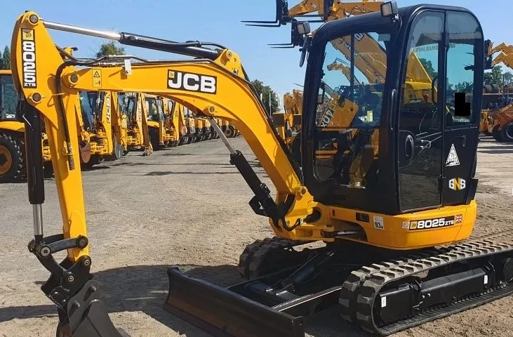 Багер JCB JCB8025ZTS, снимка 2 - Индустриална техника - 54156873