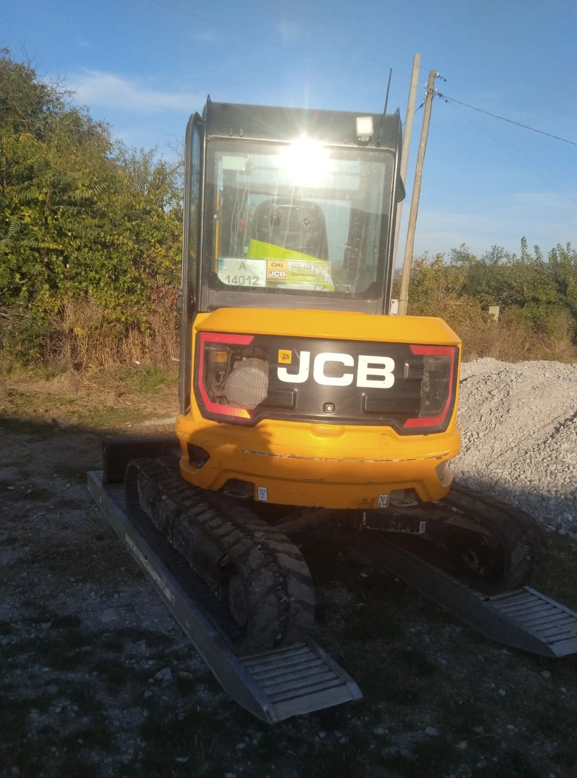 Багер JCB 35Z-1, снимка 4 - Индустриална техника - 56534151