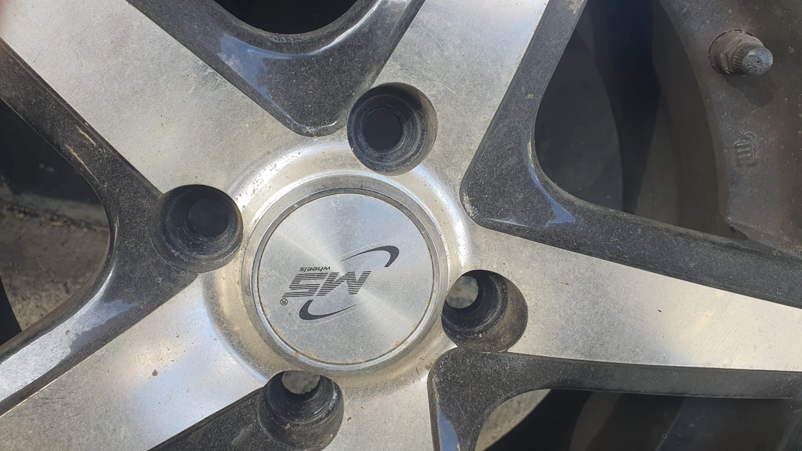 ���� � ������ 175/65R14 | Mobile.bg � ����������� 6