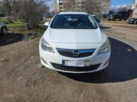 Opel Astra 1.7 CDTI SPORT TOURER, снимка 1