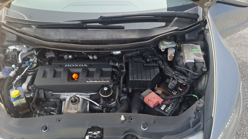 Honda Civic 1.8 140к.с газ , снимка 12 - Автомобили и джипове - 46393719