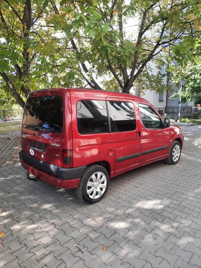 Citroen Berlingo 2.0 HDI 90hp Клима Панорама Теглич Тракшън Уникат, снимка 4 - Автомобили и джипове - 47720725