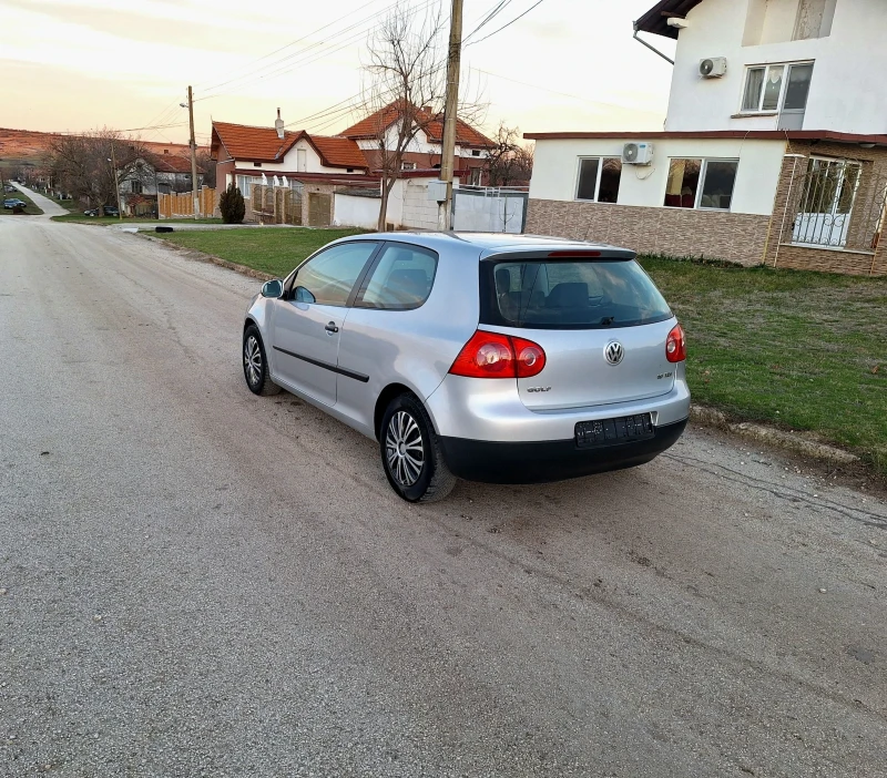 VW Golf 1.9TDI 105кс КЛИМА , снимка 5 - Автомобили и джипове - 48384102