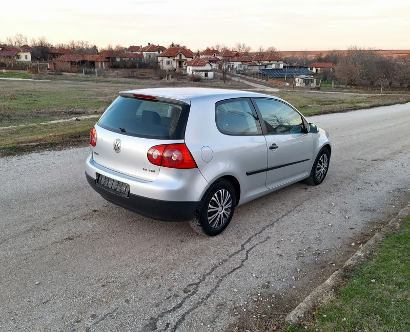 VW Golf 1.9TDI 105кс КЛИМА , снимка 3 - Автомобили и джипове - 48384102