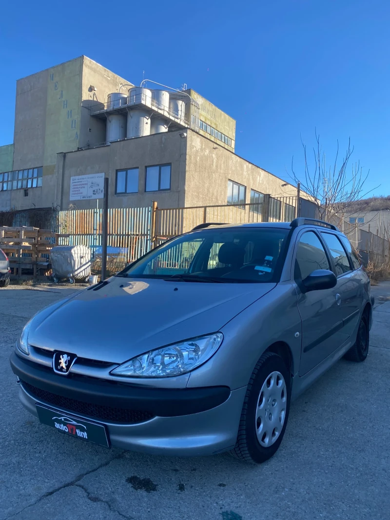 Peugeot 206 1.4HDI, снимка 2 - Автомобили и джипове - 48401121