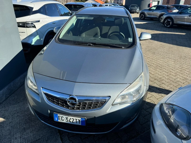 Opel Astra 1.7CDTI 110к.с, снимка 1 - Автомобили и джипове - 48568215