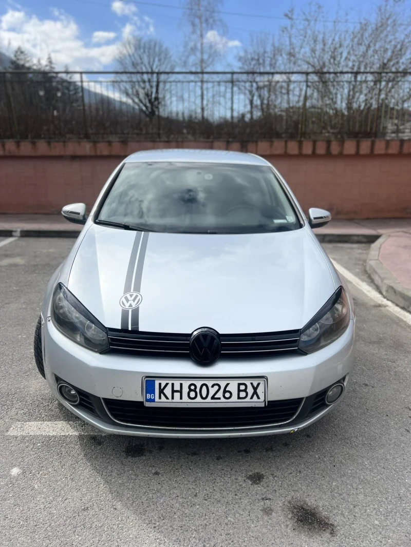 VW Golf, снимка 1 - Автомобили и джипове - 49349511