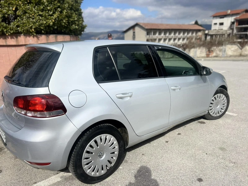 VW Golf, снимка 4 - Автомобили и джипове - 49349511