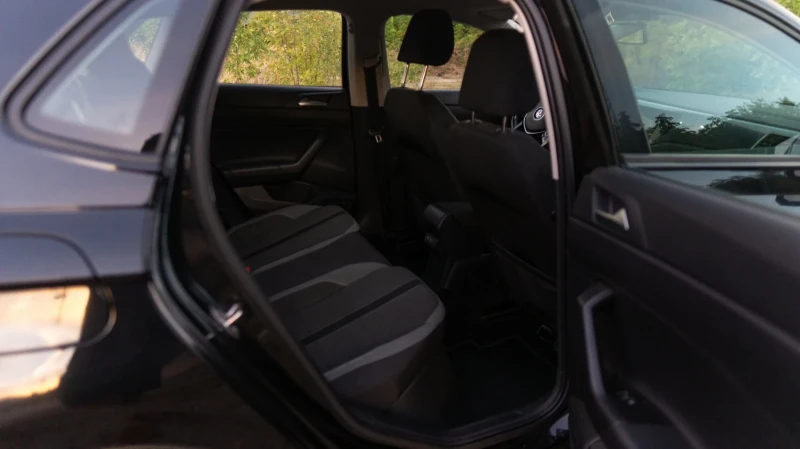 VW Polo 1.6 TDI Highline (95 к.с.), снимка 8 - Автомобили и джипове - 52643193