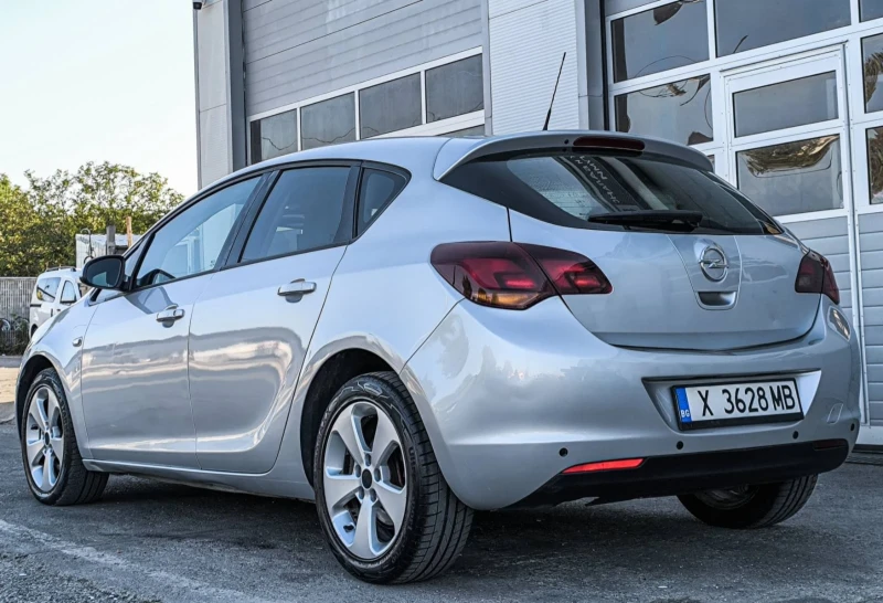 Opel Astra 1.7 cdti, снимка 5 - Автомобили и джипове - 51826920