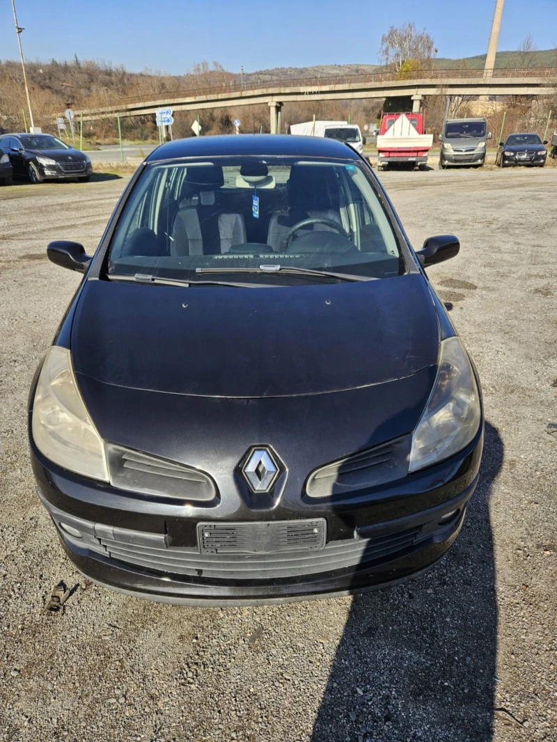 Renault Clio 1.5 dci-КЛИМАТРОНИК, снимка 2 - Автомобили и джипове - 52892549