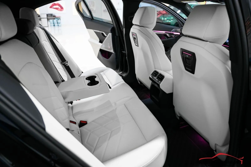 BMW i5 2024 BMW i5 eDrive40 M SPORT LINE, снимка 16 - Автомобили и джипове - 52972344