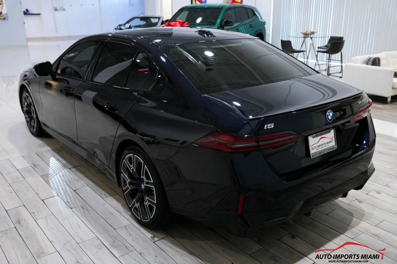 BMW i5 2024 BMW i5 eDrive40 M SPORT LINE, снимка 8 - Автомобили и джипове - 52972344