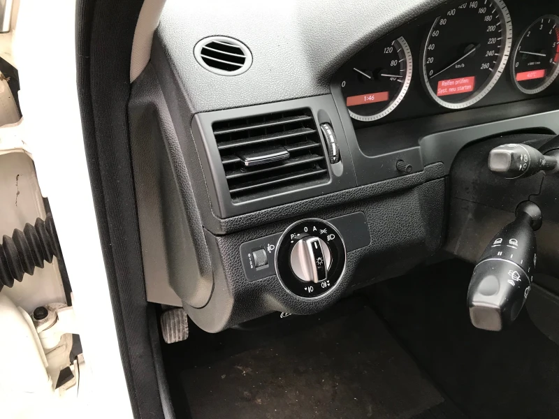 Mercedes-Benz C 200 2, 2cdi.136k.УНИКАТ., снимка 12 - Автомобили и джипове - 53432372