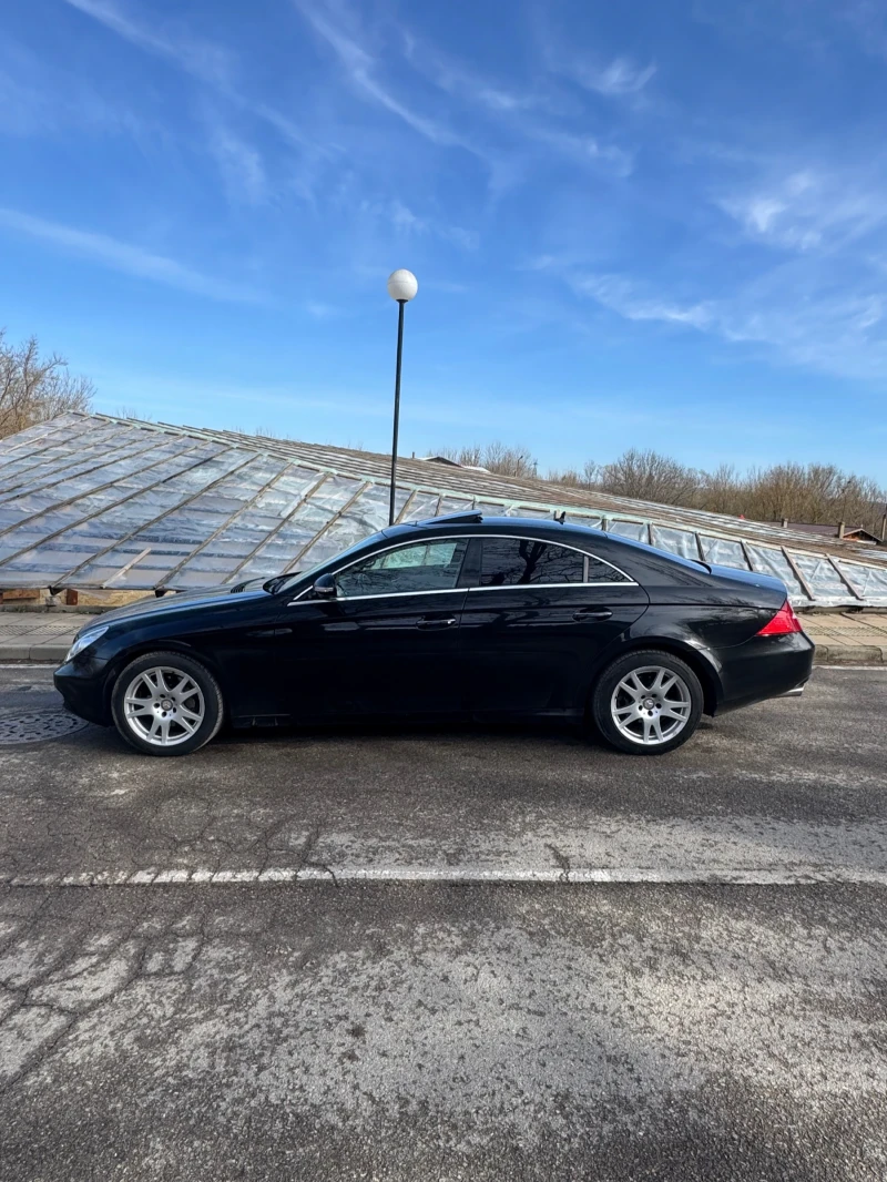 Mercedes-Benz CLS 320 Перфектно състояние ( на пружини ) , снимка 3 - Автомобили и джипове - 53496988