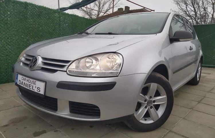 VW Golf 1.9 TDI , снимка 1 - Автомобили и джипове - 46156194