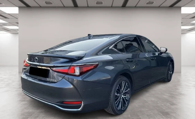 Lexus ES 300h = NEW = Luxury Line Гаранция - изображение 4