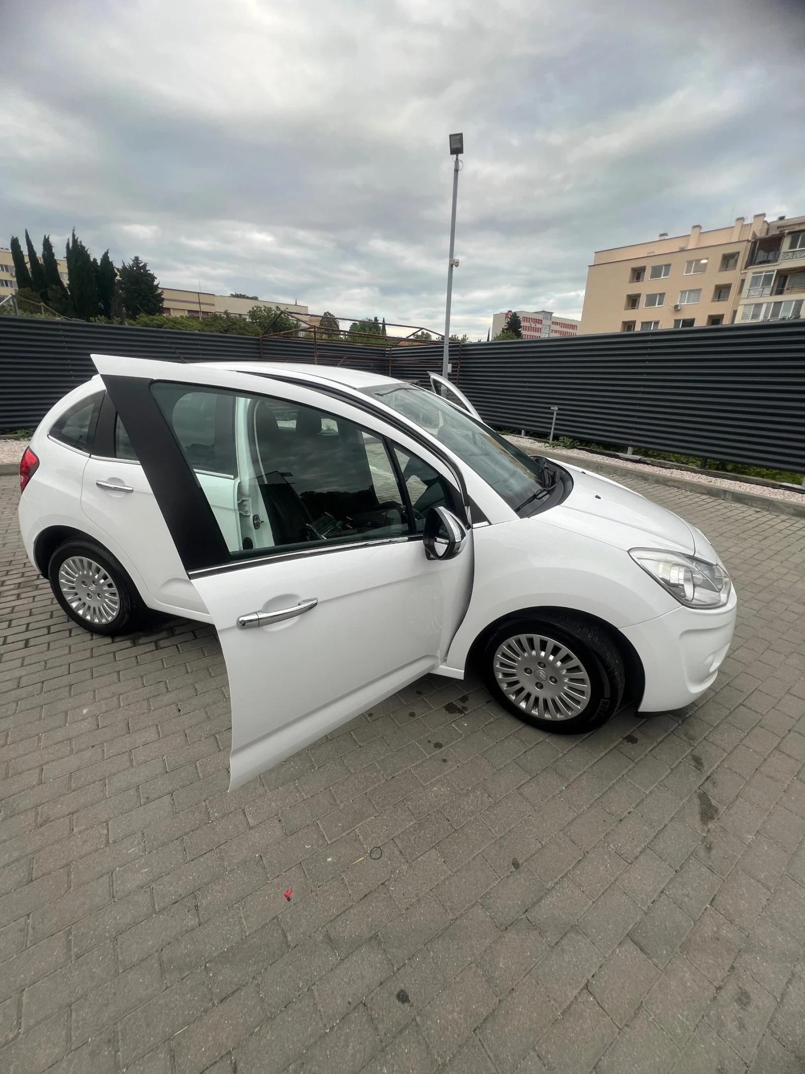Citroen C3 1.6i - изображение 8