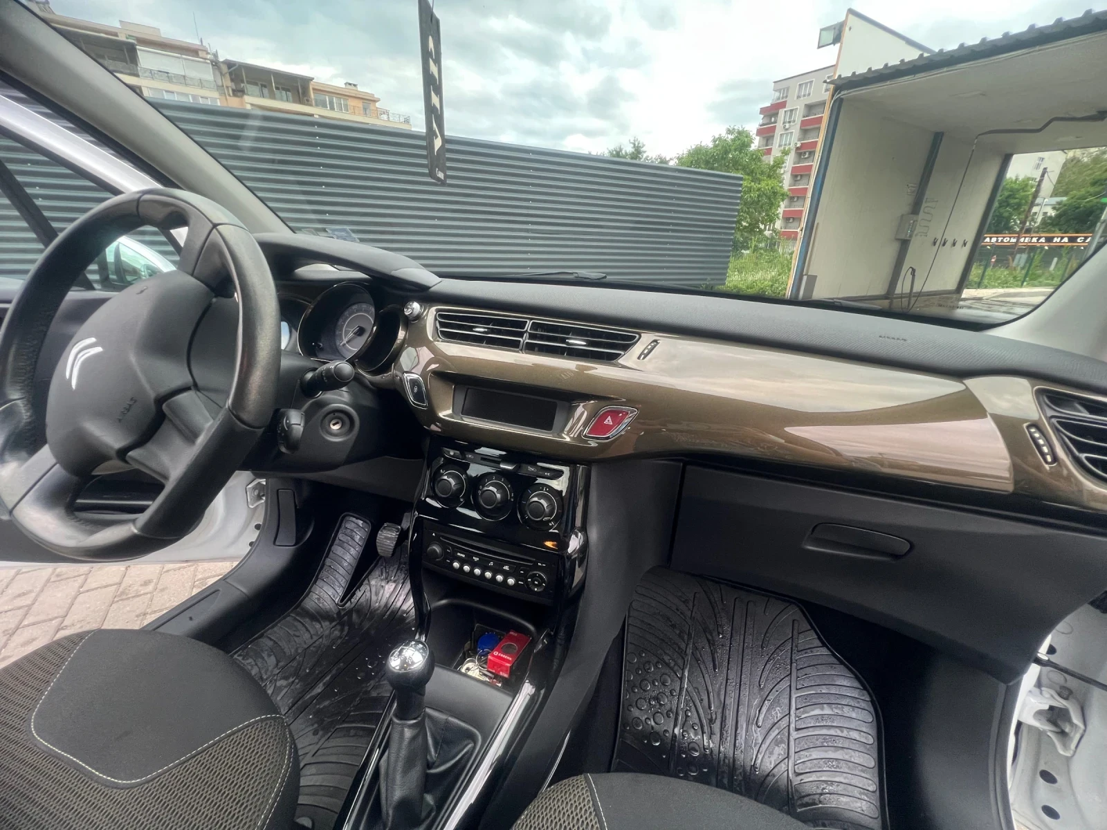 Citroen C3 1.6i - изображение 10