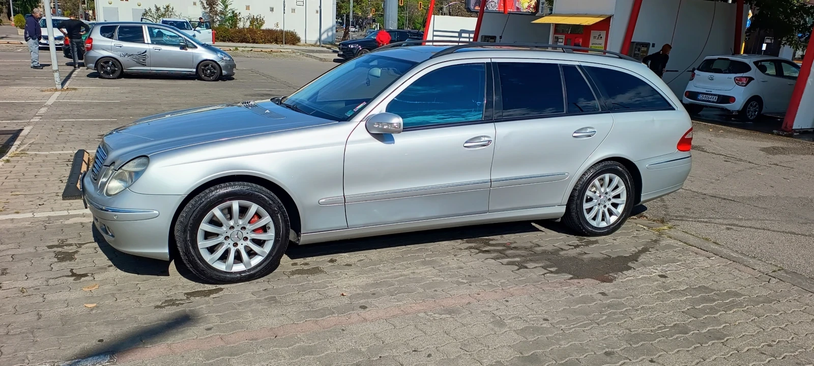 Mercedes-Benz E 320  - изображение 2