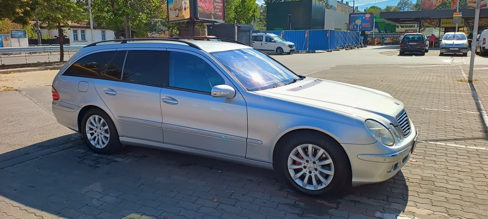 Mercedes-Benz E 320  - изображение 3