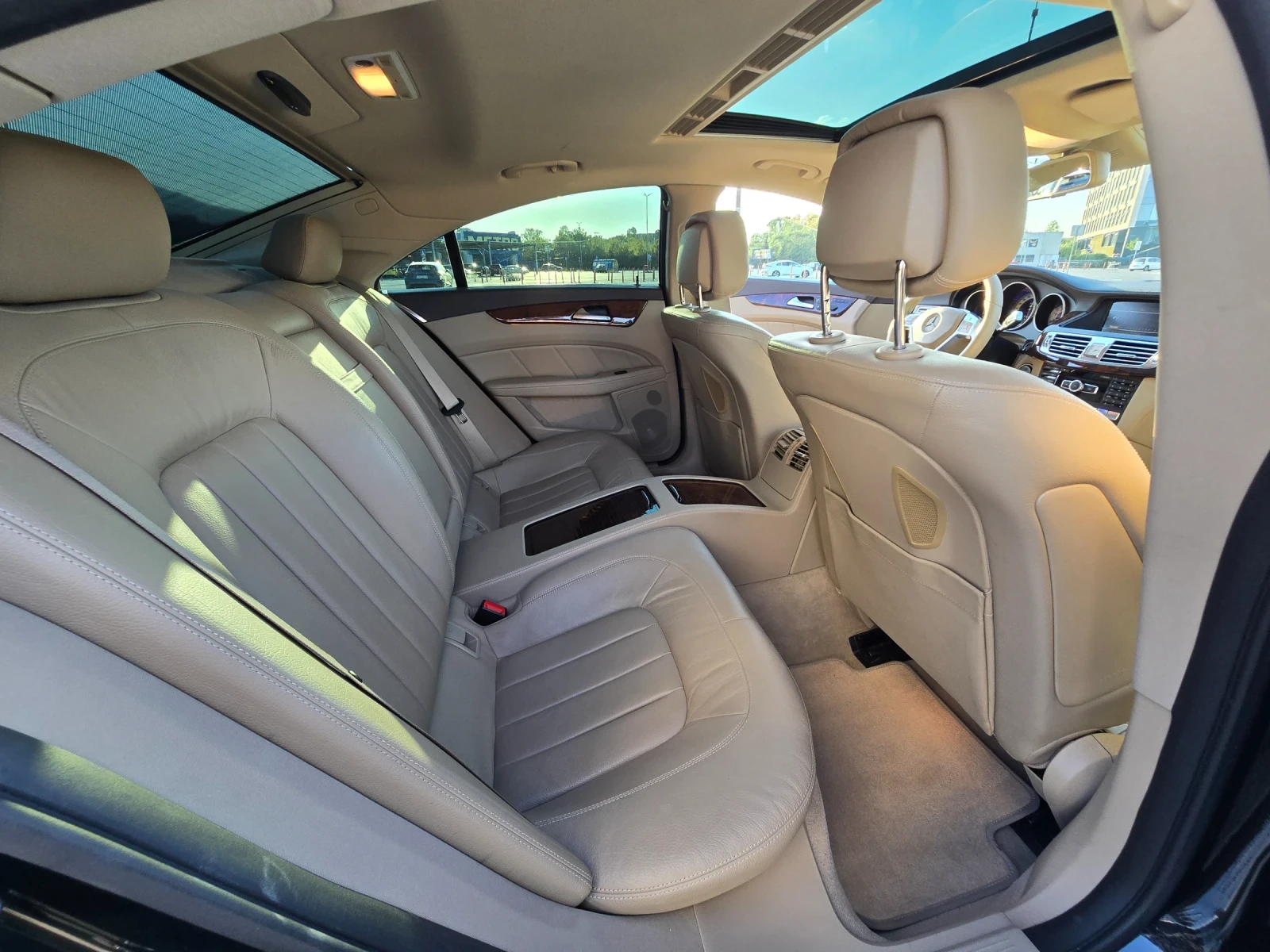 Mercedes-Benz CLS 500 4Matic CLS 550 | Mobile.bg � ����������� 11