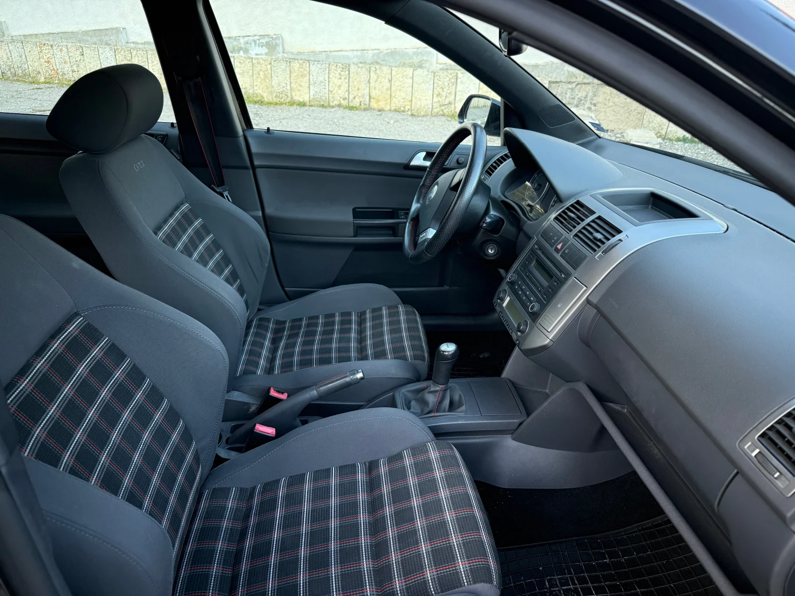 VW Polo 1, 8 GTi, снимка 13 - Автомобили и джипове - 53830796