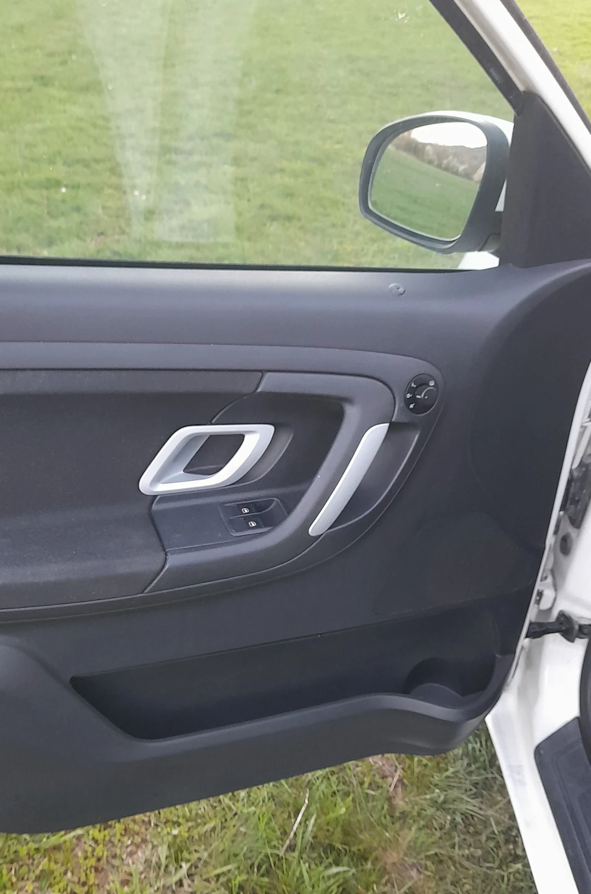 Skoda Roomster 1.6i, снимка 10 - Автомобили и джипове - 54128080