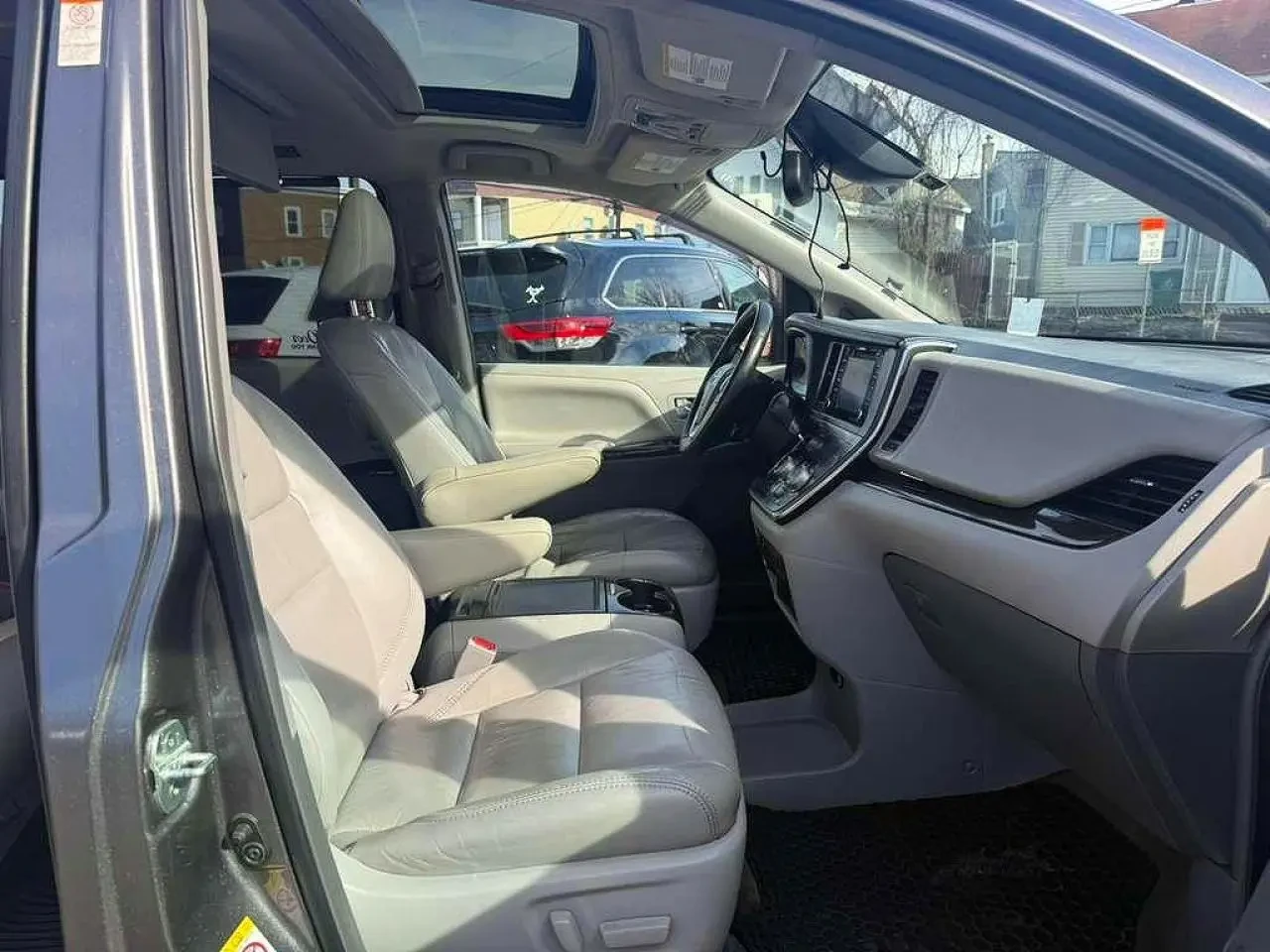 Toyota Sienna XLE PREMIUM 8-PASSENGER | Mobile.bg � ����������� 9