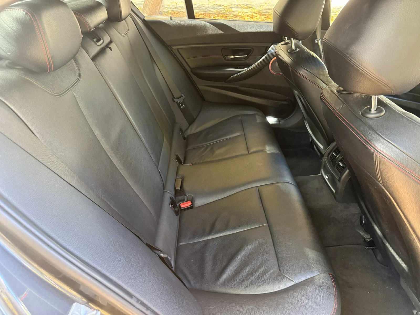 BMW 335 xDrive , снимка 12 - Автомобили и джипове - 55038943