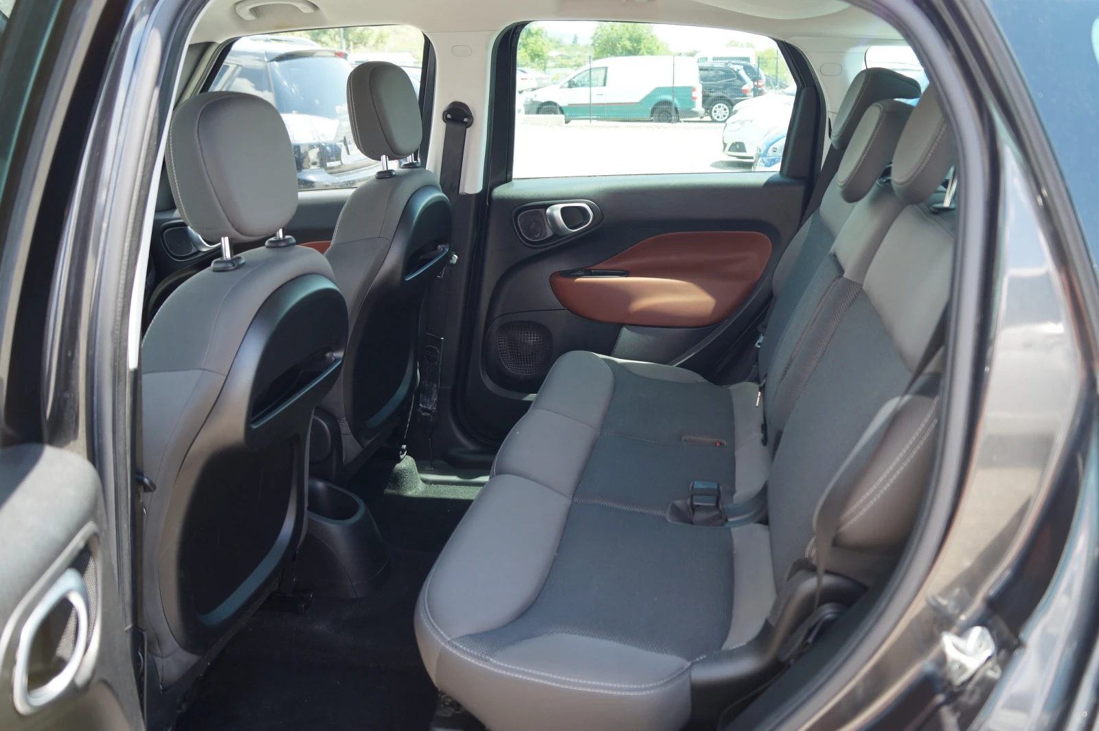 Fiat 500L, снимка 10 - Автомобили и джипове - 55322143