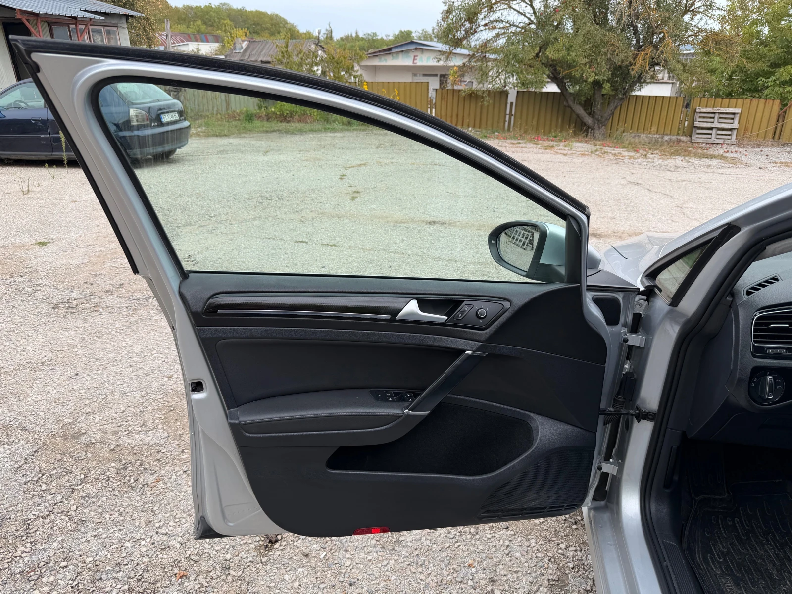 VW Golf 2.0 TDI, снимка 10 - Автомобили и джипове - 56280896