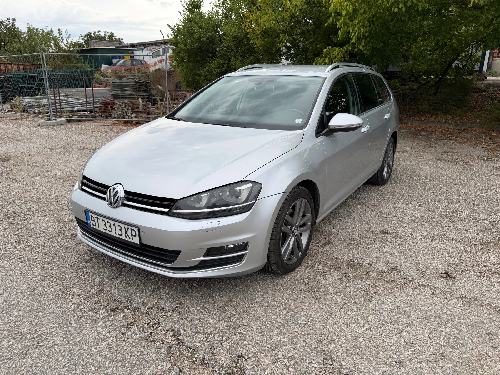 VW Golf 2.0 TDI, снимка 2 - Автомобили и джипове - 56280896