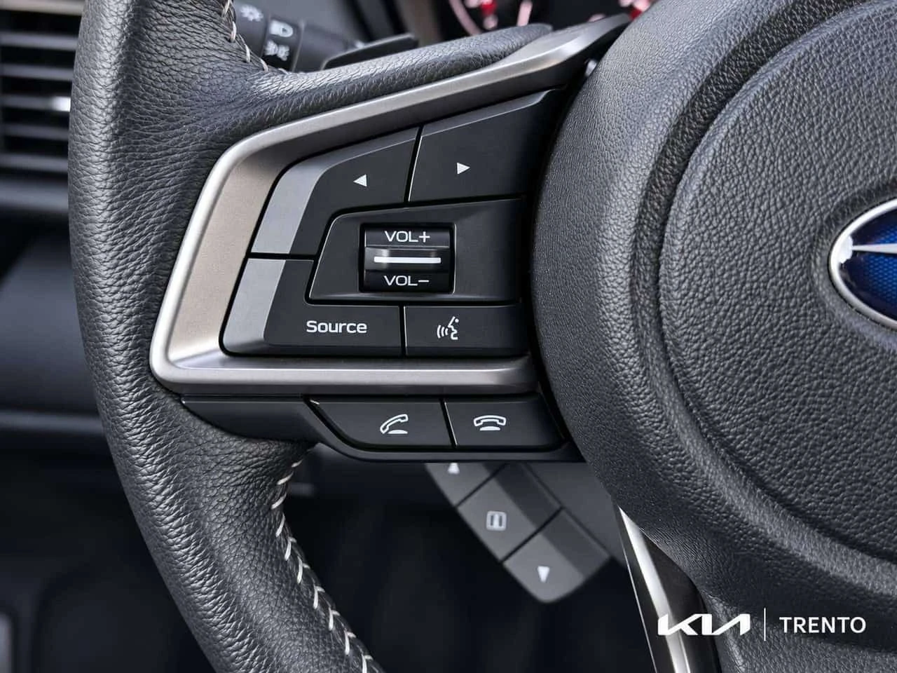 Subaru Outback * 2.5i Touring | Super Low Km | Sunroof | AppleCar | Mobile.bg � ����������� 15
