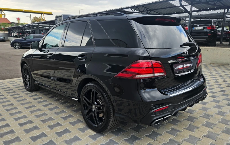 Mercedes-Benz GLE 350 ! AMG/GERMANY/PANORAMA/ПОДГРЕВ/AIRMATIC/LED/F1/LIZ, снимка 7 - Автомобили и джипове - 47463100