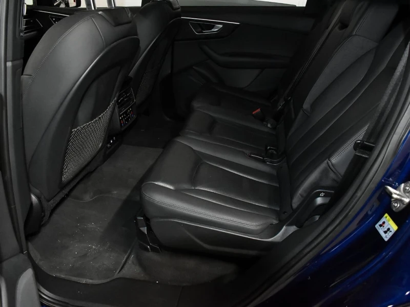 Audi Q7 * S Line* Quattro* Progressive* AWD* 3.0* 7Seat* 3, снимка 11 - Автомобили и джипове - 52999651