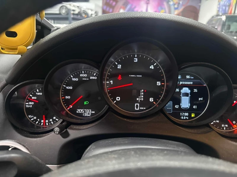 Porsche Cayenne * Diesel * CARFAX * БЕЗ ПЪРВОНАЧАЛНА ВНОСКА, снимка 8 - Автомобили и джипове - 53054855